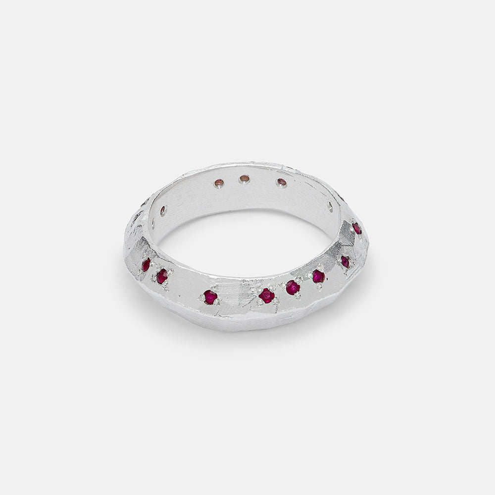 Knife Edge Set Ruby