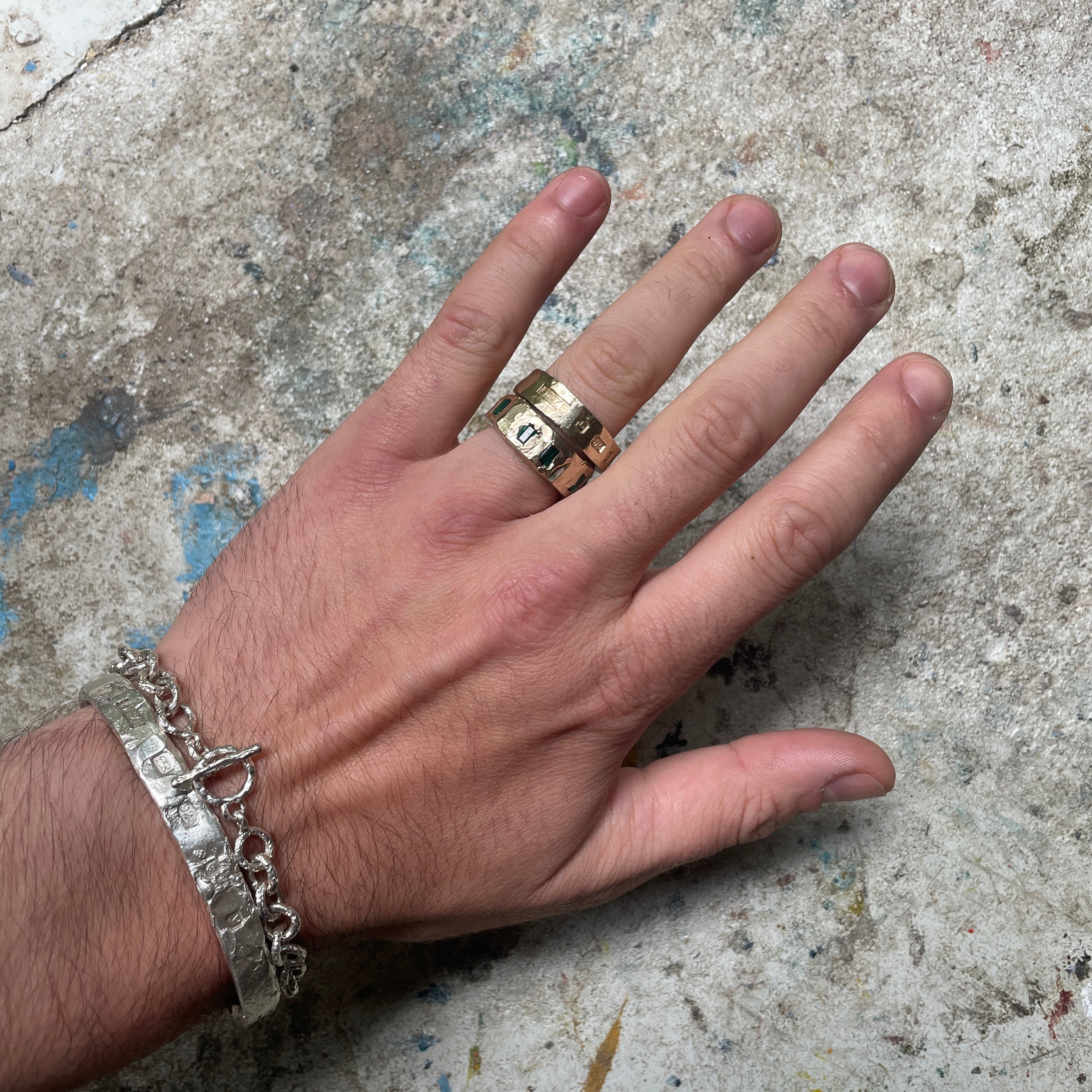 9k Gold Emerald Morris Ring