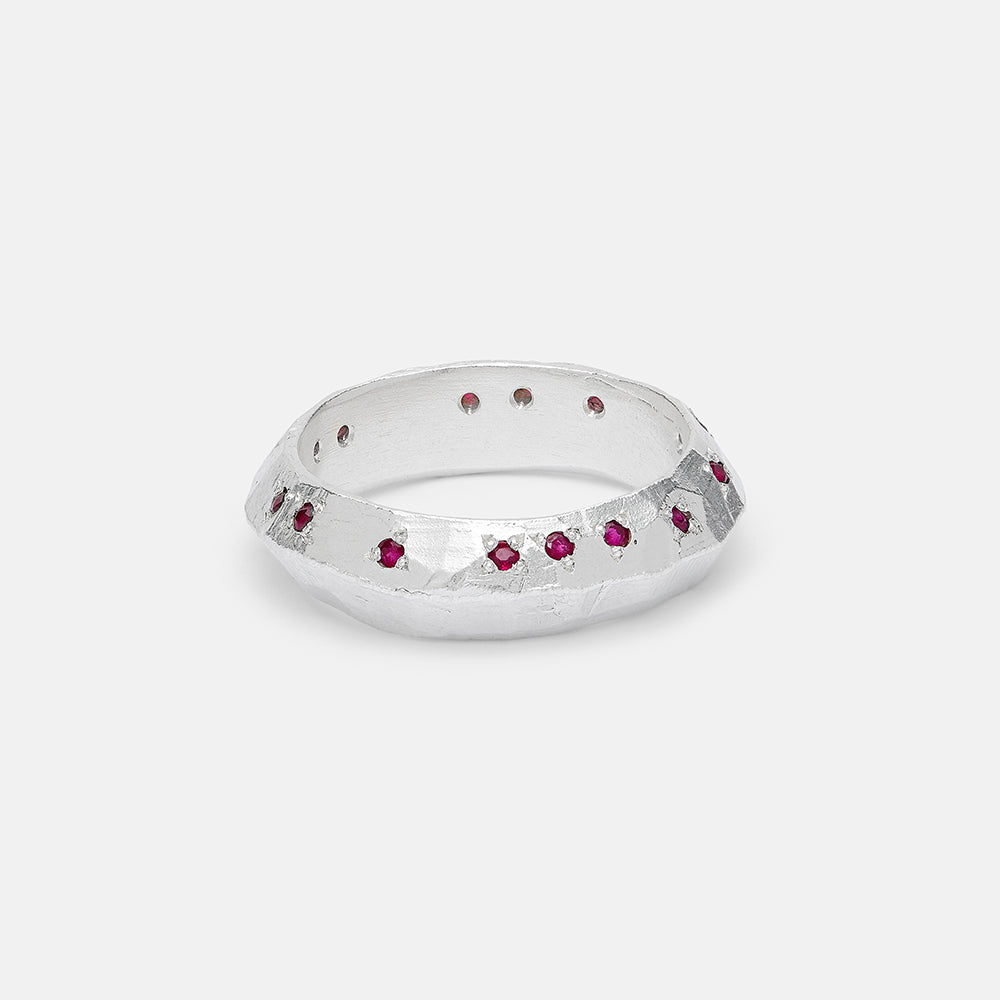Knife Edge Set Ruby