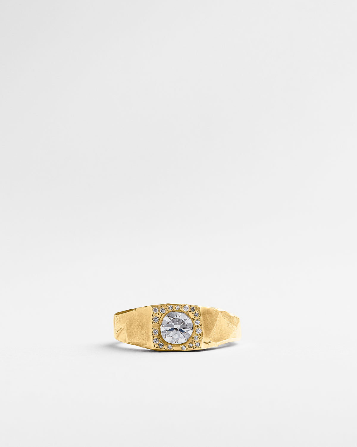 1ct Diamond Pave Kuckle Signet in 18k Gold