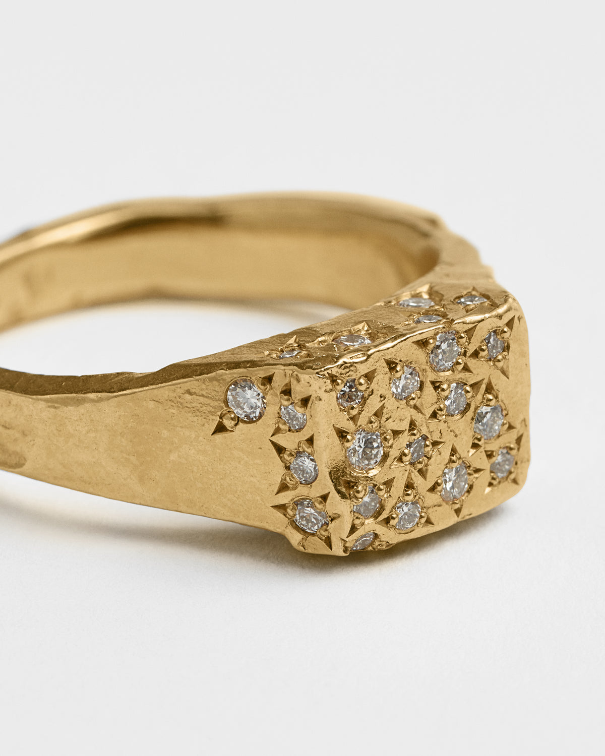 Diamond Pave Knuckle Signet in 18k Gold