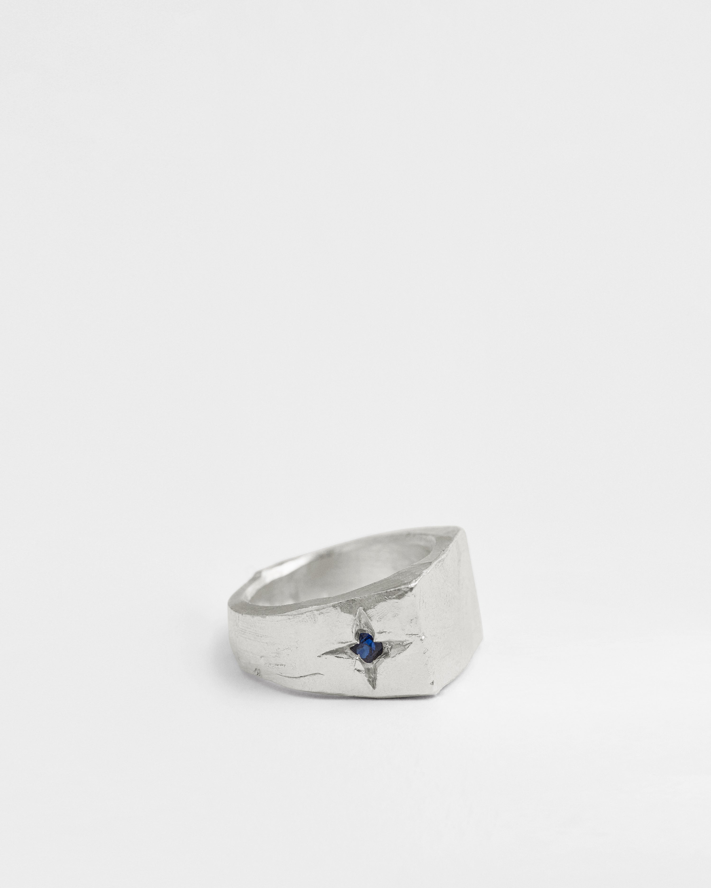Blue Sapphire Magnus Signet