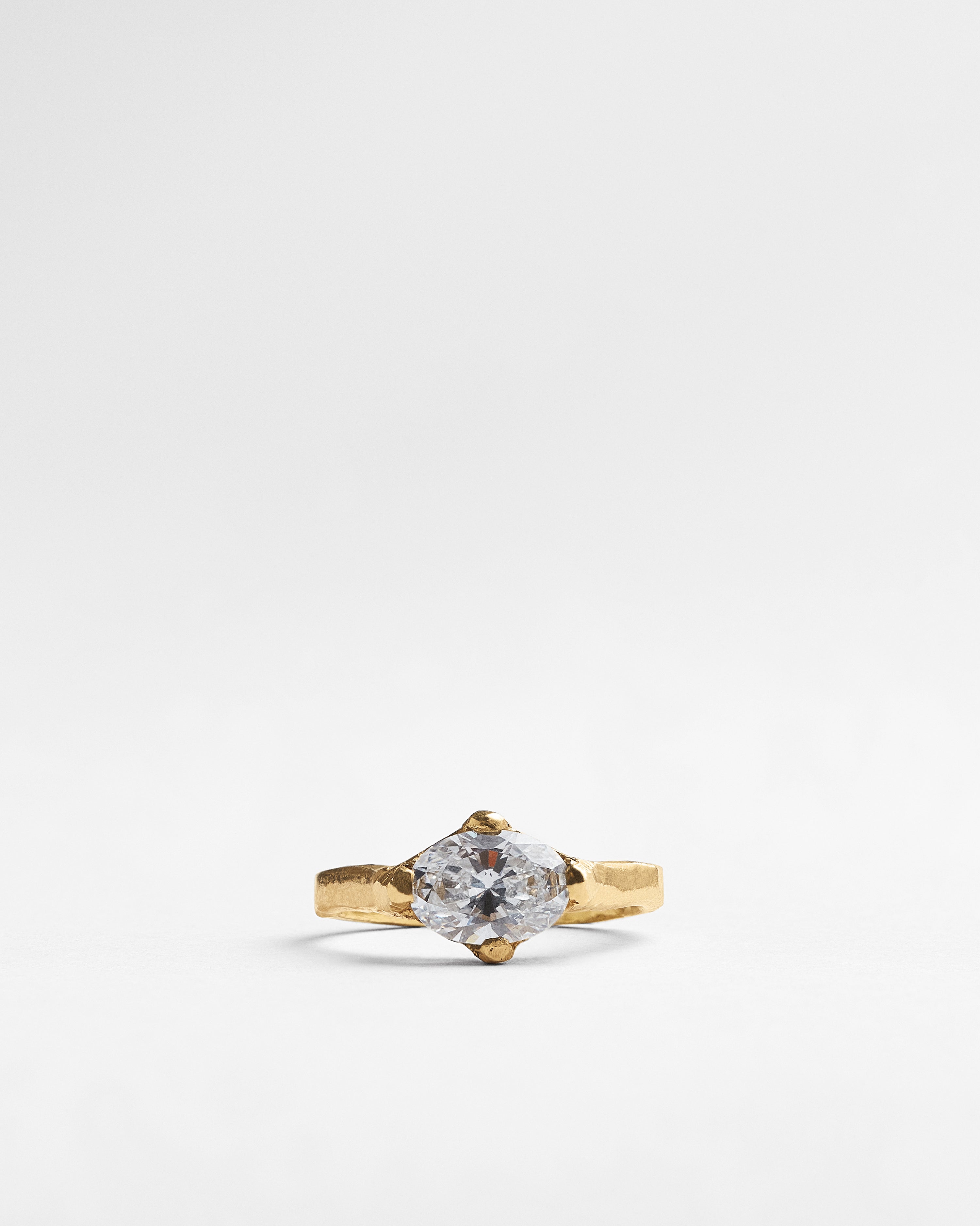 Oval 1.5ct Diamond Claw Ring