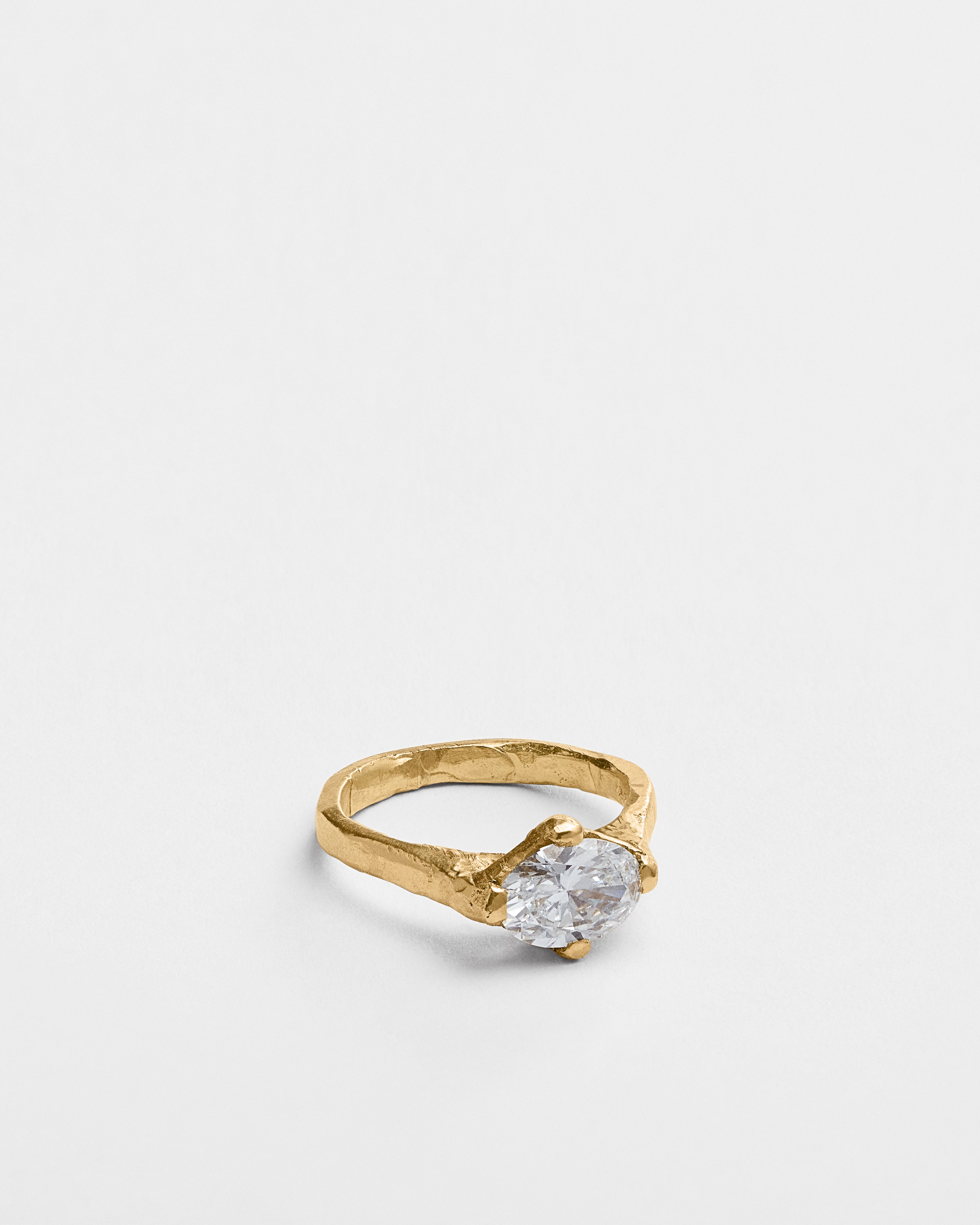 Oval 1.5ct Diamond Claw Ring