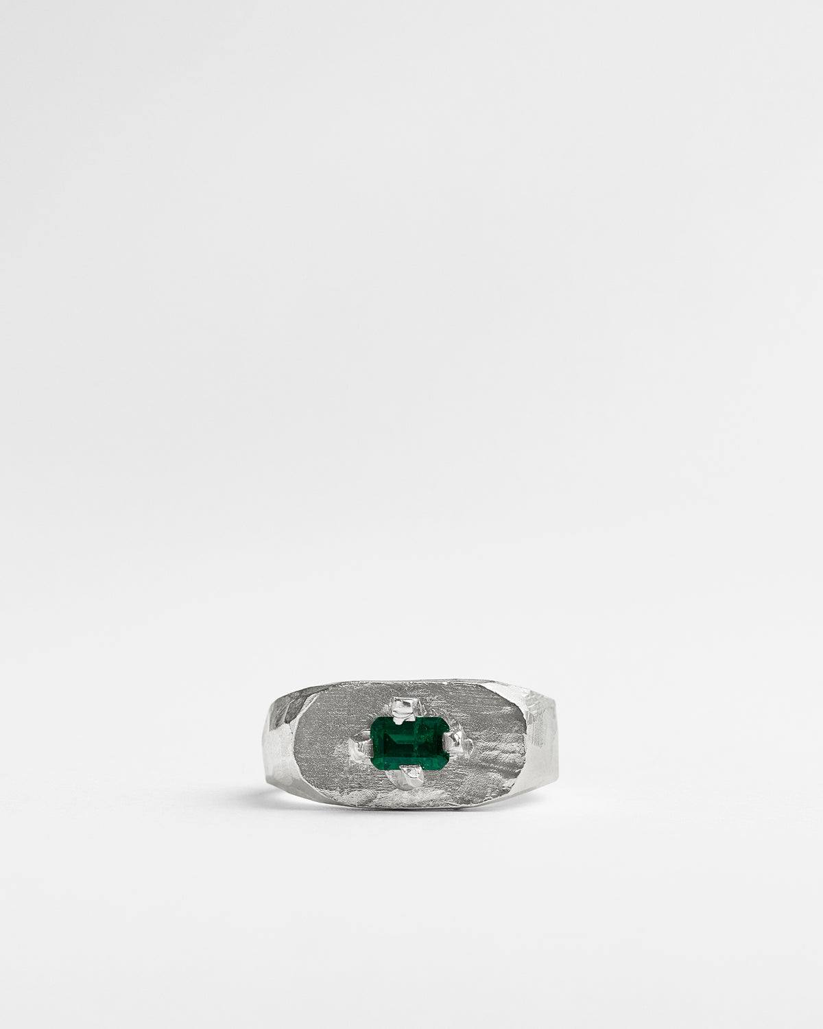 Emerald Oval Claw Signet